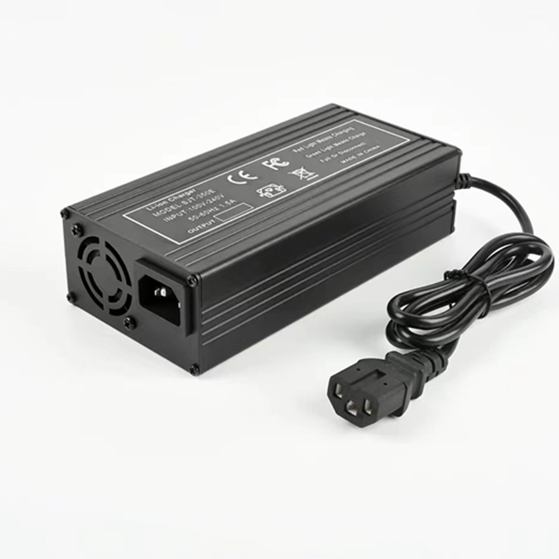 60V Schnell ladegerät 67,2 V/5 – 84V 20A Smart Charger Bewertung und Preis